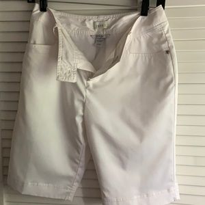 Izod White Golf Shorts
